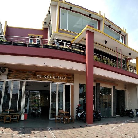 Malang City Boulevard Homestay Экстерьер фото