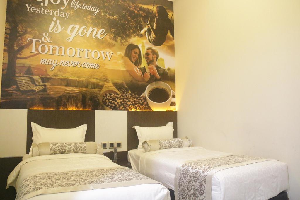 Malang City Boulevard Homestay Экстерьер фото