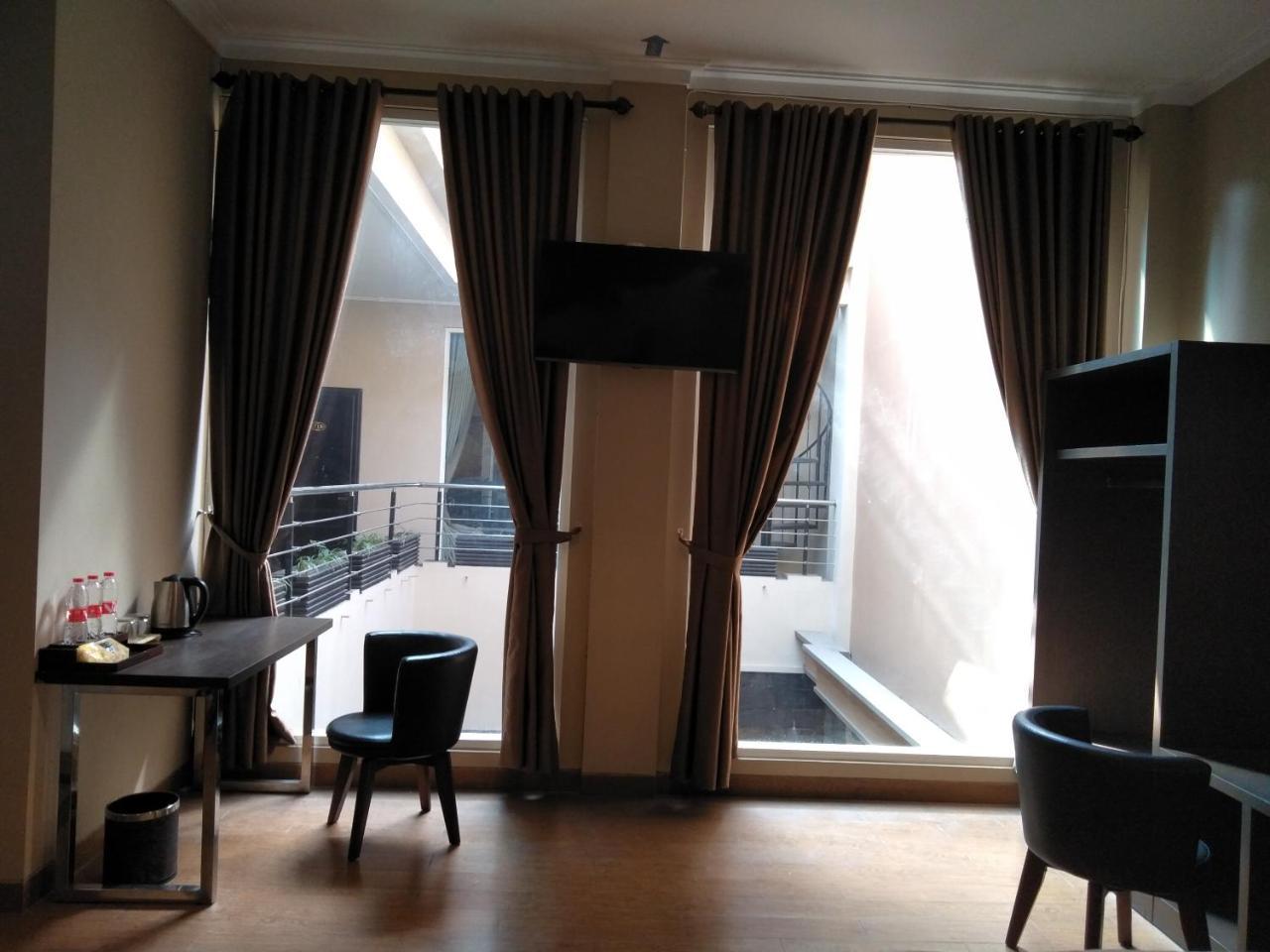 Malang City Boulevard Homestay Экстерьер фото