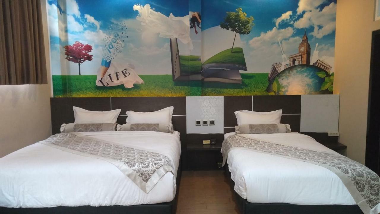 Malang City Boulevard Homestay Экстерьер фото